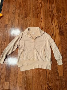 Cozy Beige collared Pullover Sweatshirt